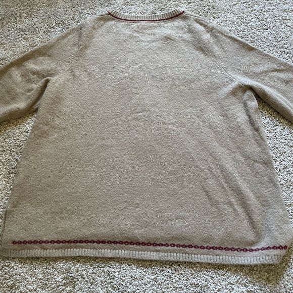 Woolrich Women's Wool Blend Christmas Holiday Sweater Size XL Beige Reindeer - Picture 11 of 11